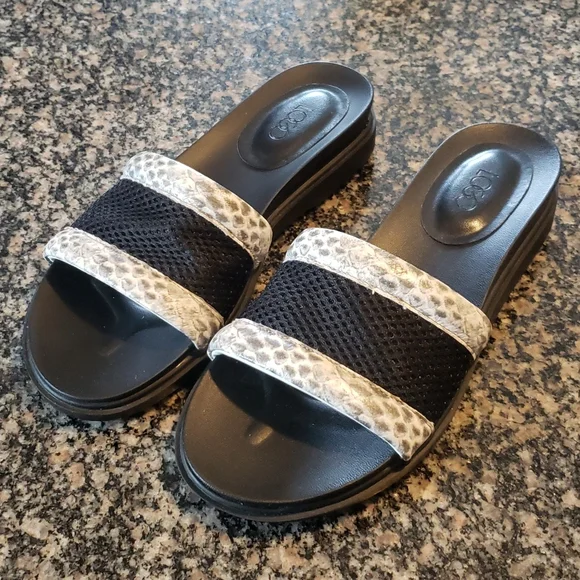 LOGO by Lori Goldstein - Picture 3 of 7